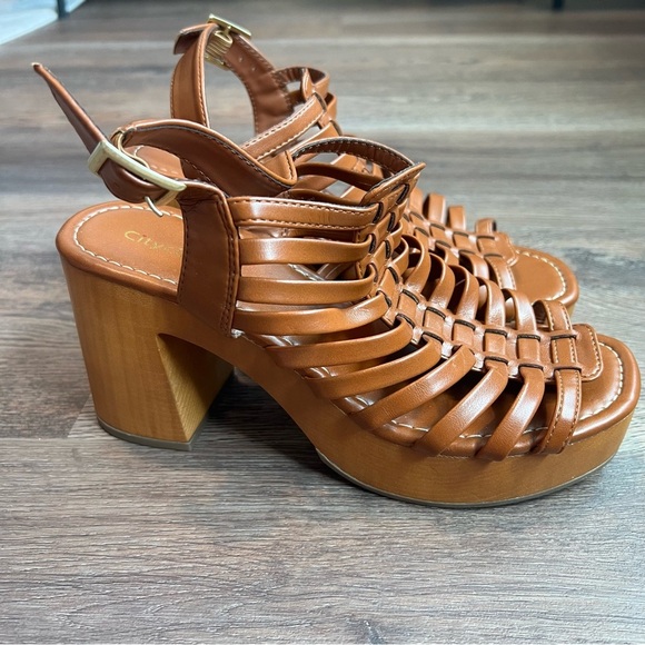 Windsor Platform Sandals with Woven Straps - Picture 4 of 9